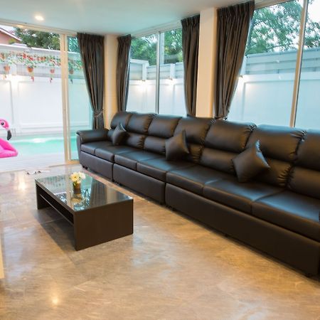 The Ville Modern Viewpoint Pool Villa パッタヤー エクステリア 写真