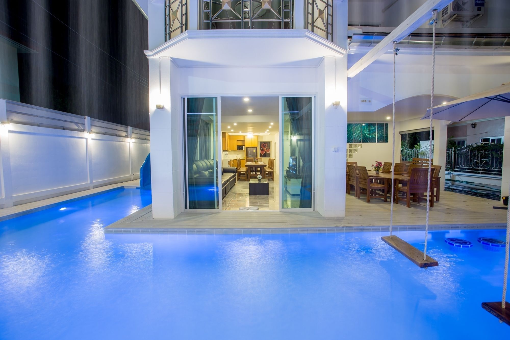 The Ville Modern Viewpoint Pool Villa パッタヤー エクステリア 写真