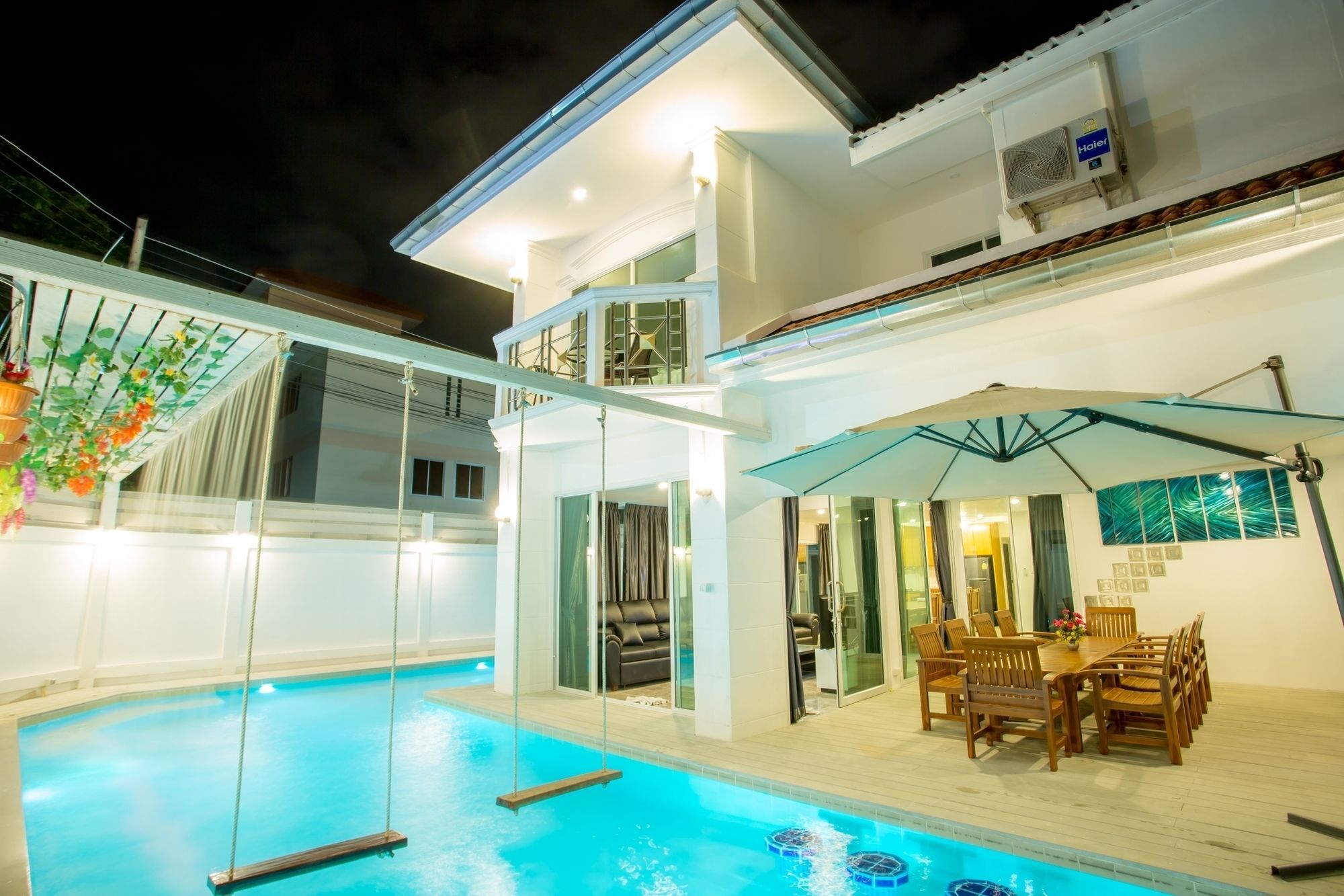 The Ville Modern Viewpoint Pool Villa パッタヤー エクステリア 写真